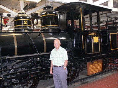 A steam engine right inside the restuarant at Fort Bragg 