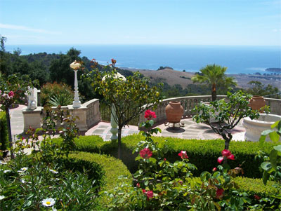 Terrace overlooking the pacific ocean by guest houses